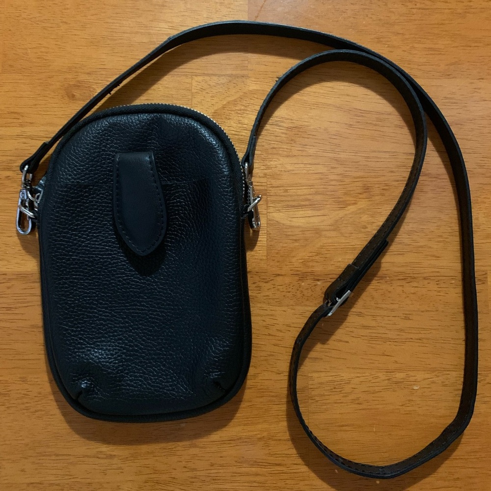Divina Firenze ITALY Black Amanda Leather Cell Phone Cossbody Purse 8.5x5.5